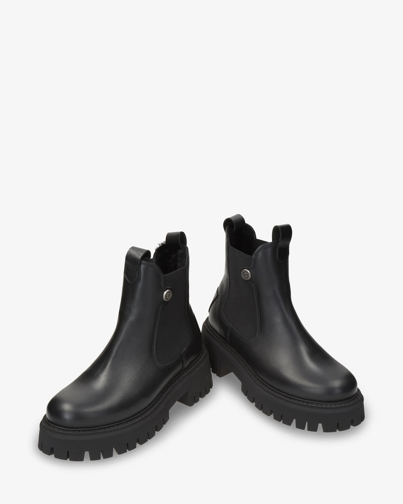 Cyntia Igloo botas de piel con forro interior de pelo natural. negro