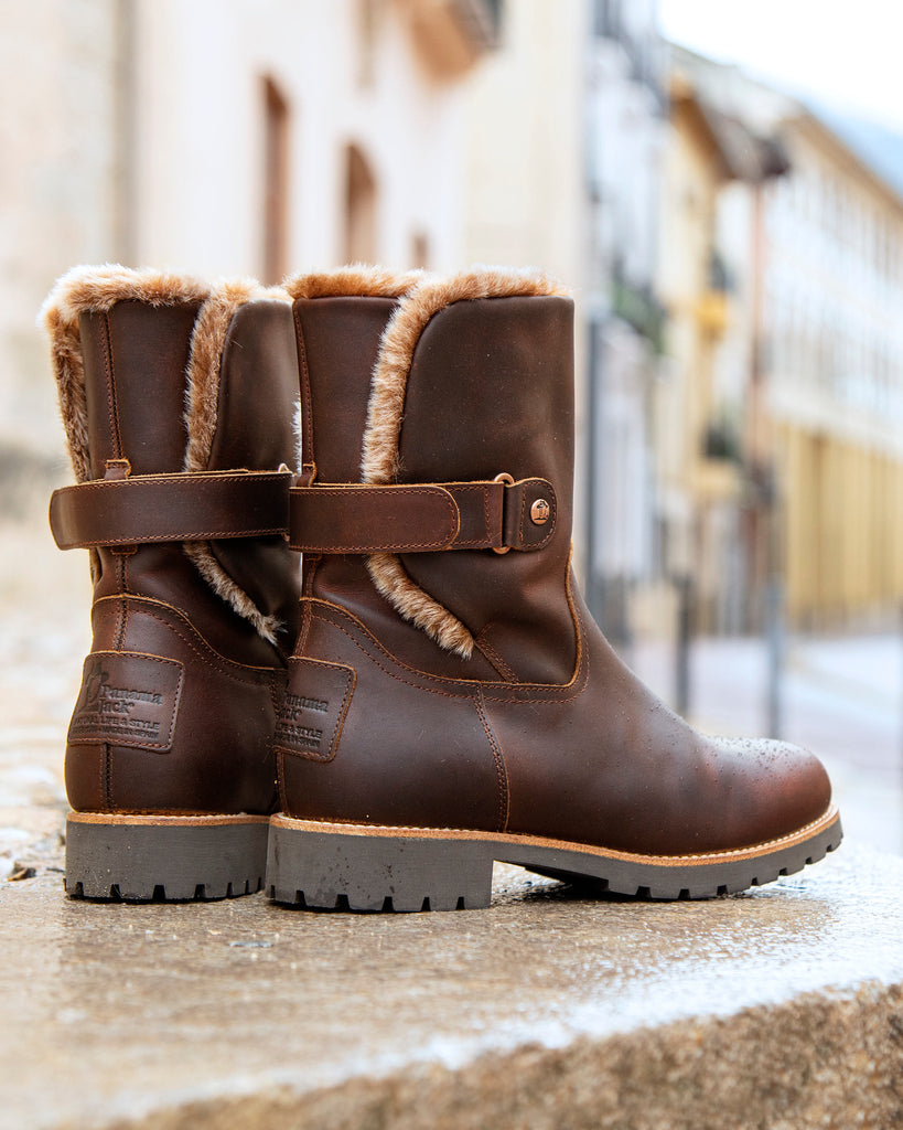 Felia Trav botas de piel con forro interior de pelo. cuero