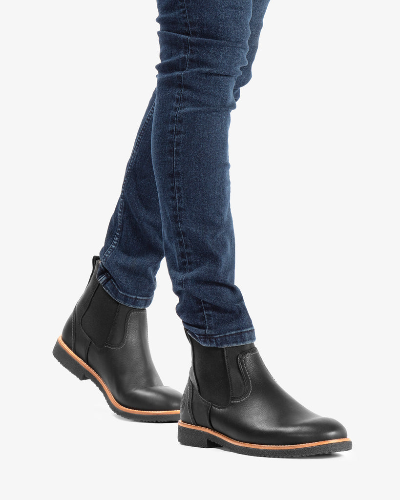 Garnock Igloo botines de piel con forro interior de pelo natural. negro