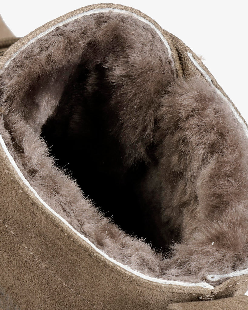 Glasgow Igloo botines de piel con forro interior de pelo natural. humo