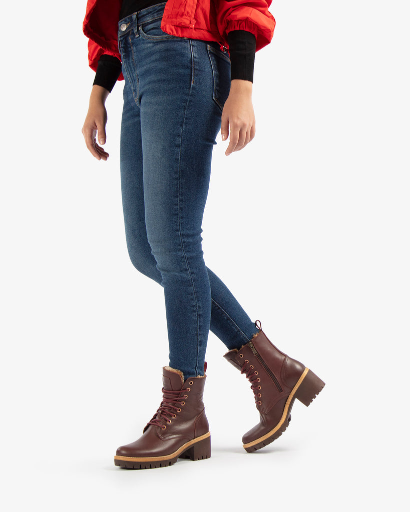 Padma botas de piel con forro interior de pelo. burdeos