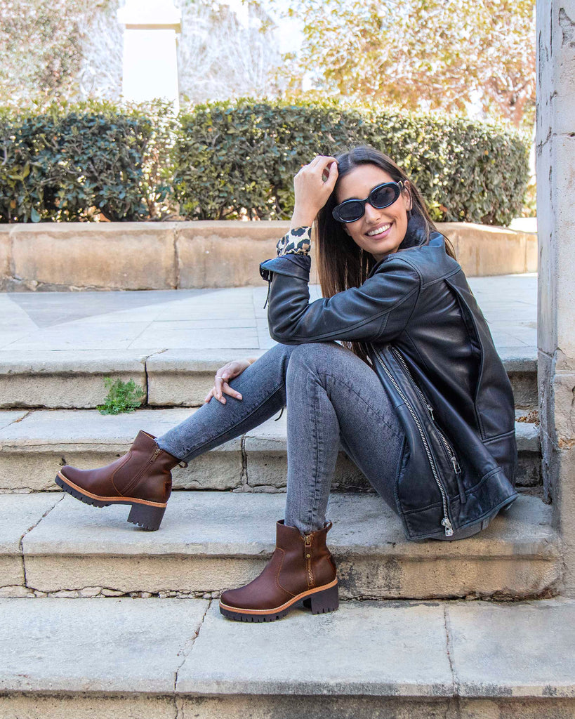 Pauline botín de piel con forro interior de piel. cuero