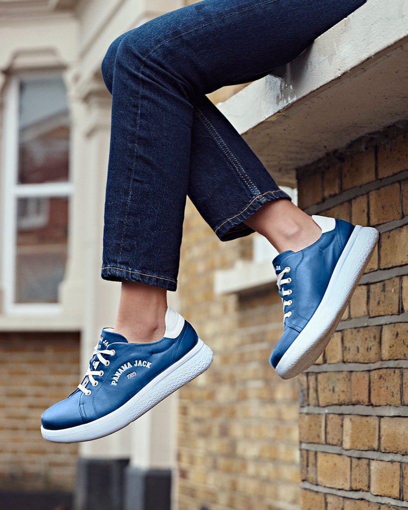 Yarumal sneakers de piel con forro interior de piel. azul